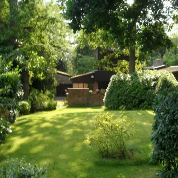 "Le Petit Bois", Altrincham